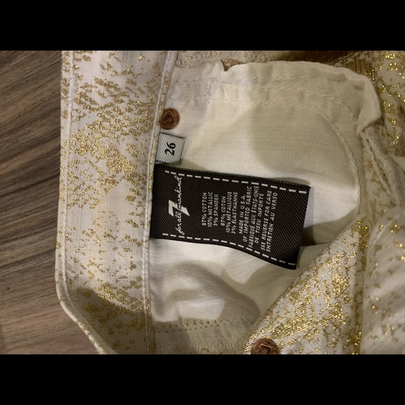 Beautiful Jeans - Picture 4 of 6